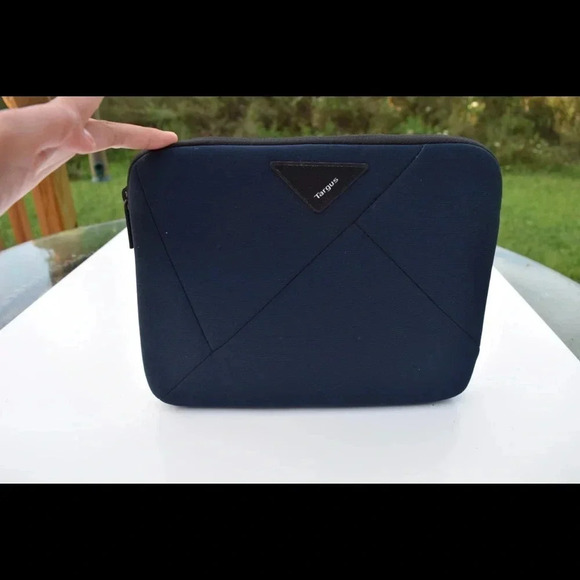 Targus mini iPad bag - Picture 6 of 6